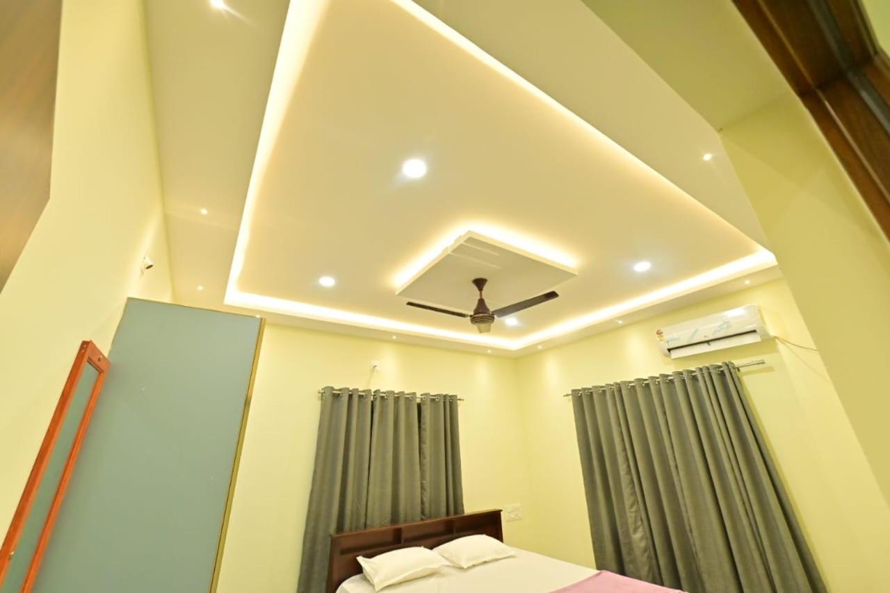 Gokula Homestay Subrahmanya Zewnętrze zdjęcie